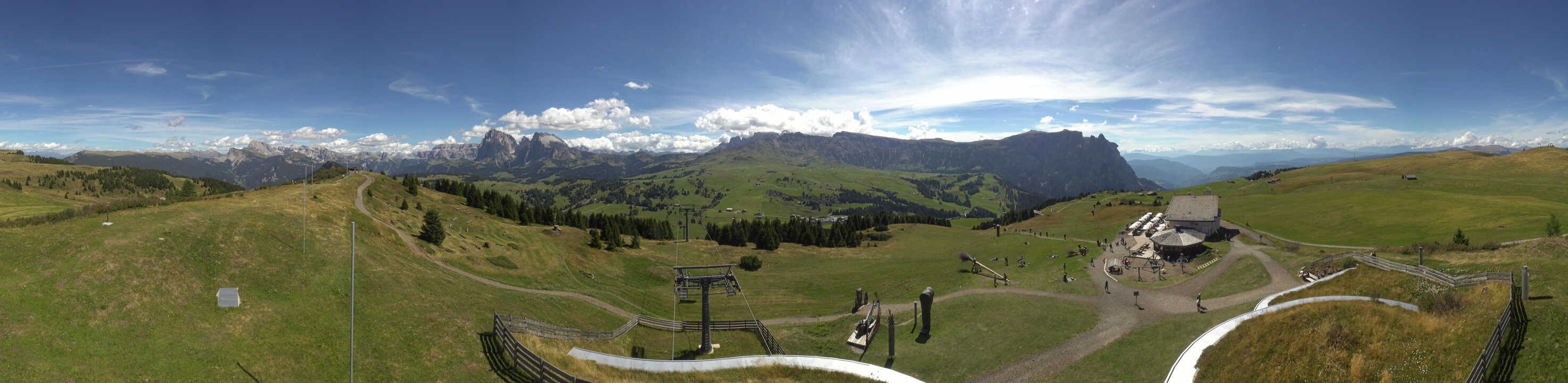 Archiv Foto Webcam Panorama der Seiser Alm von der Puflatsch Bergstation
