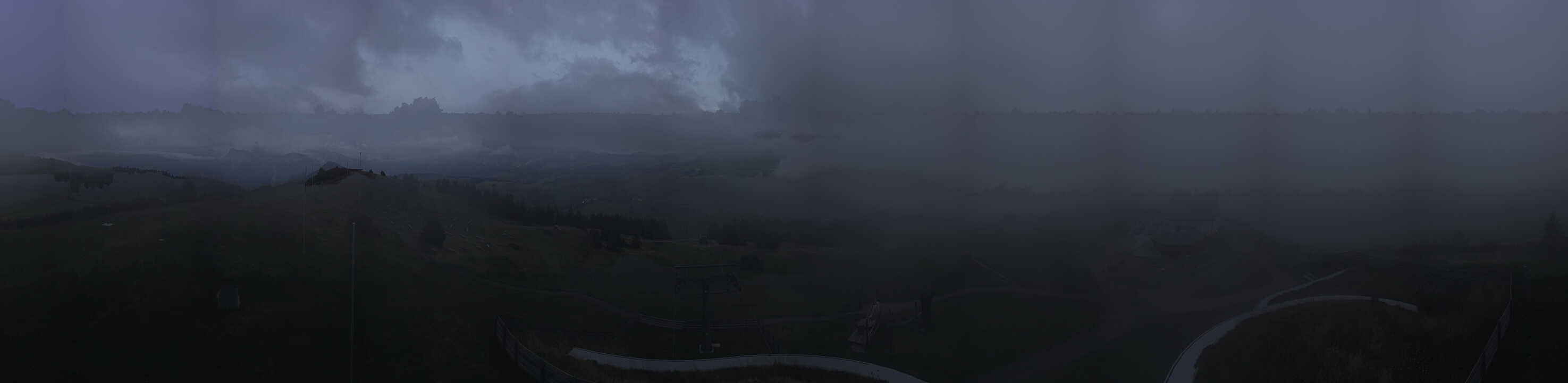 Archiv Foto Webcam Panorama der Seiser Alm von der Puflatsch Bergstation
