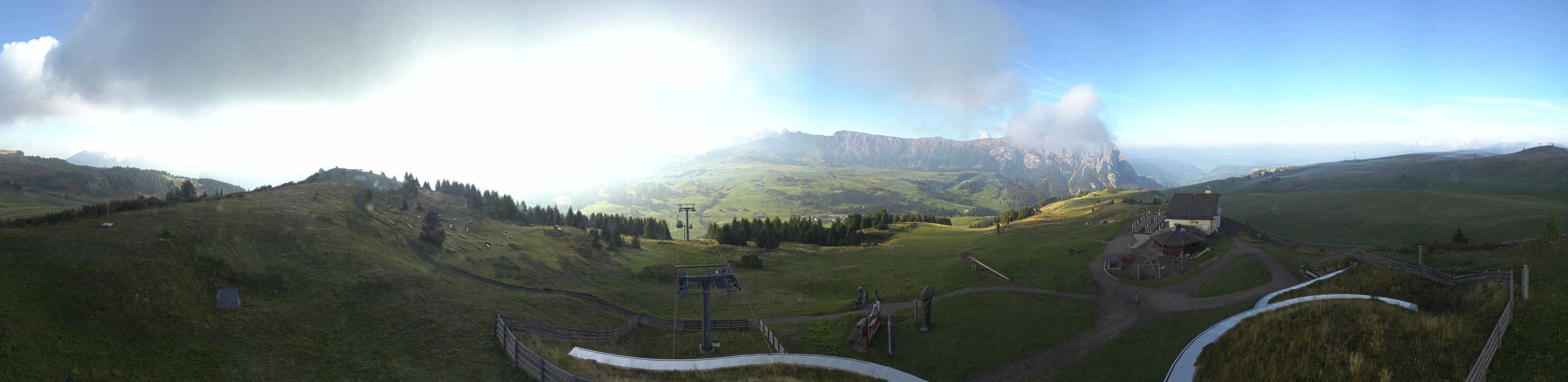 Archiv Foto Webcam Panorama der Seiser Alm von der Puflatsch Bergstation