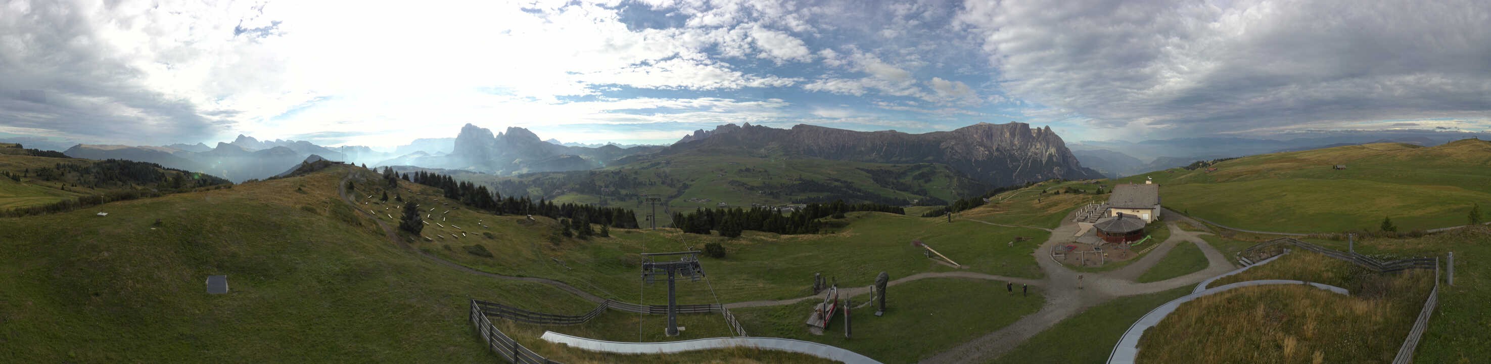 Archiv Foto Webcam Panorama der Seiser Alm von der Puflatsch Bergstation