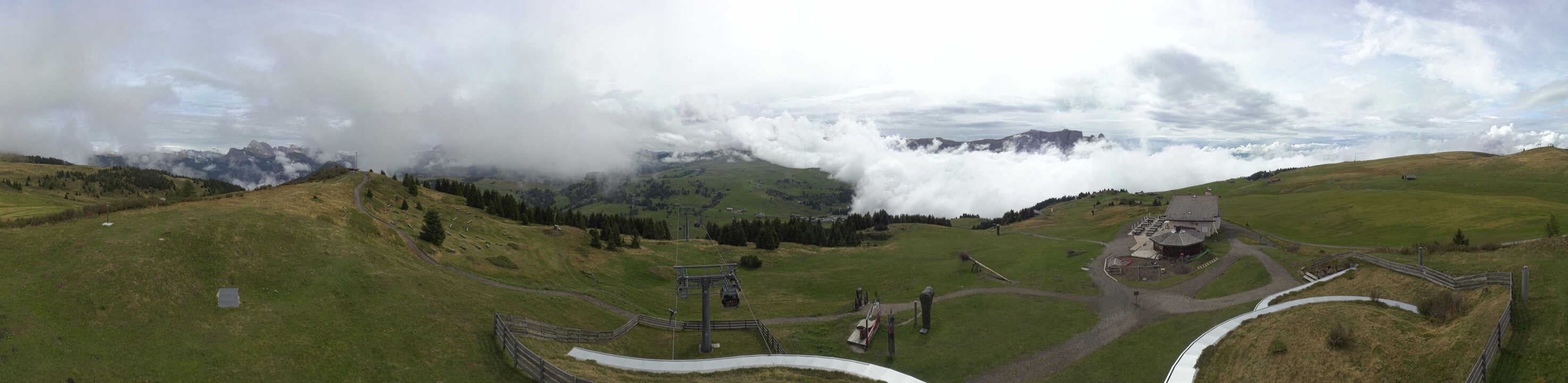 Archiv Foto Webcam Panorama der Seiser Alm von der Puflatsch Bergstation