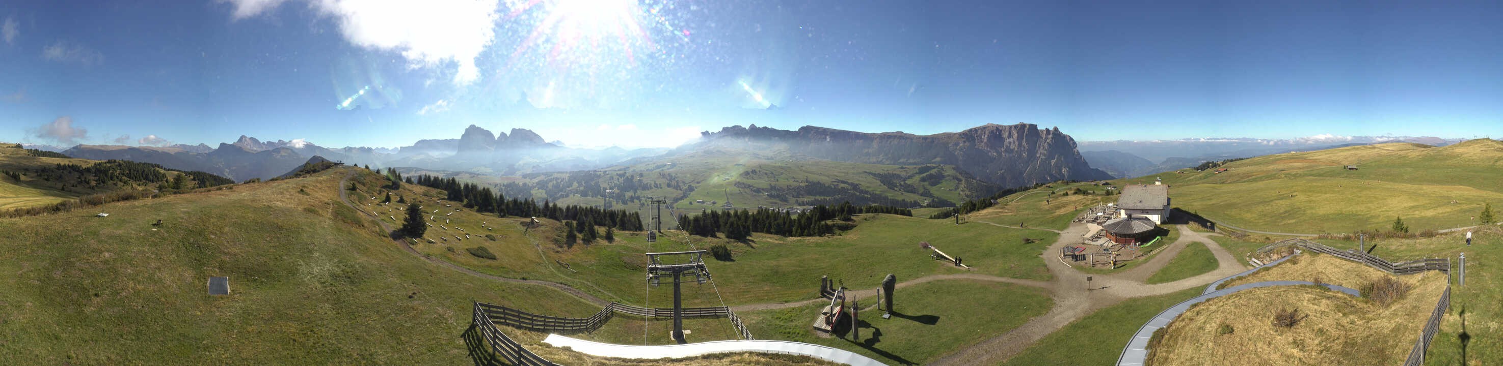Archiv Foto Webcam Panorama der Seiser Alm von der Puflatsch Bergstation