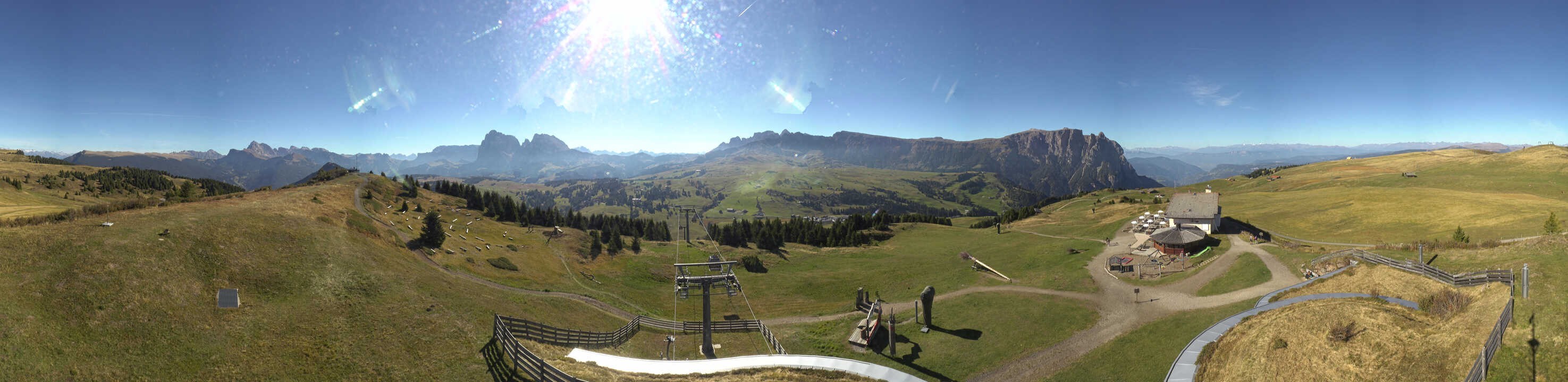 Archiv Foto Webcam Panorama der Seiser Alm von der Puflatsch Bergstation