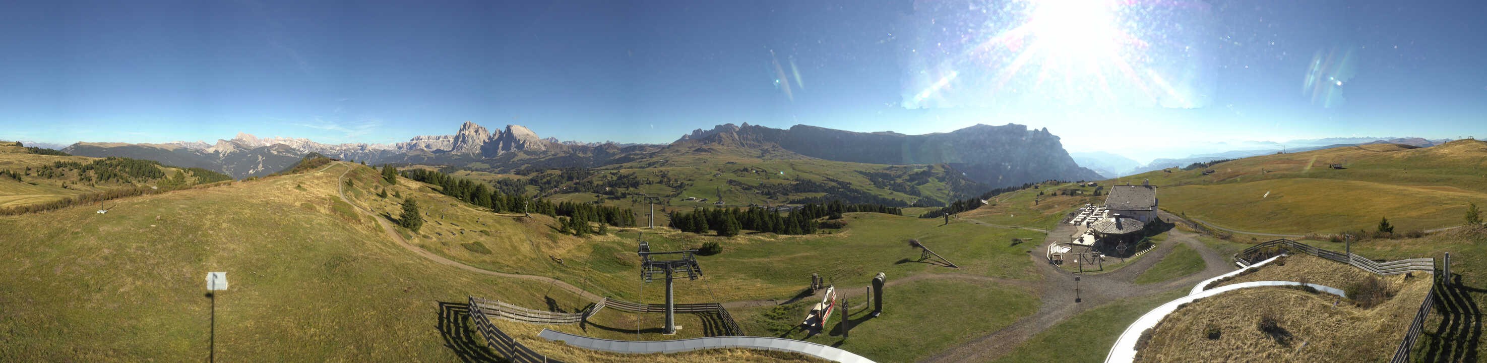 Archiv Foto Webcam Panorama der Seiser Alm von der Puflatsch Bergstation