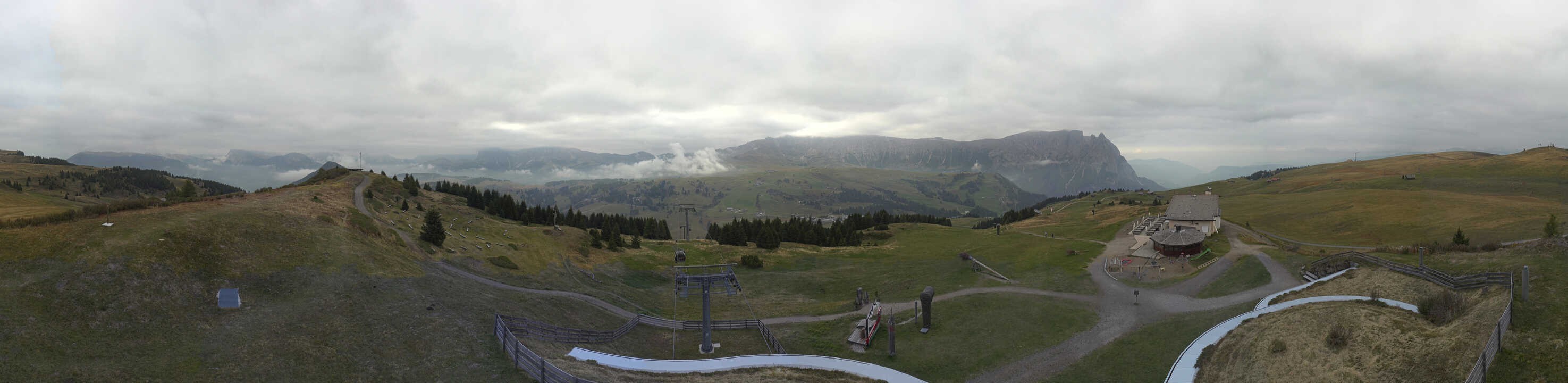 Archiv Foto Webcam Panorama der Seiser Alm von der Puflatsch Bergstation