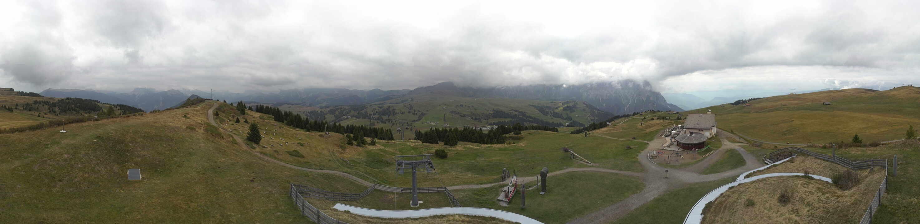 Archiv Foto Webcam Panorama der Seiser Alm von der Puflatsch Bergstation