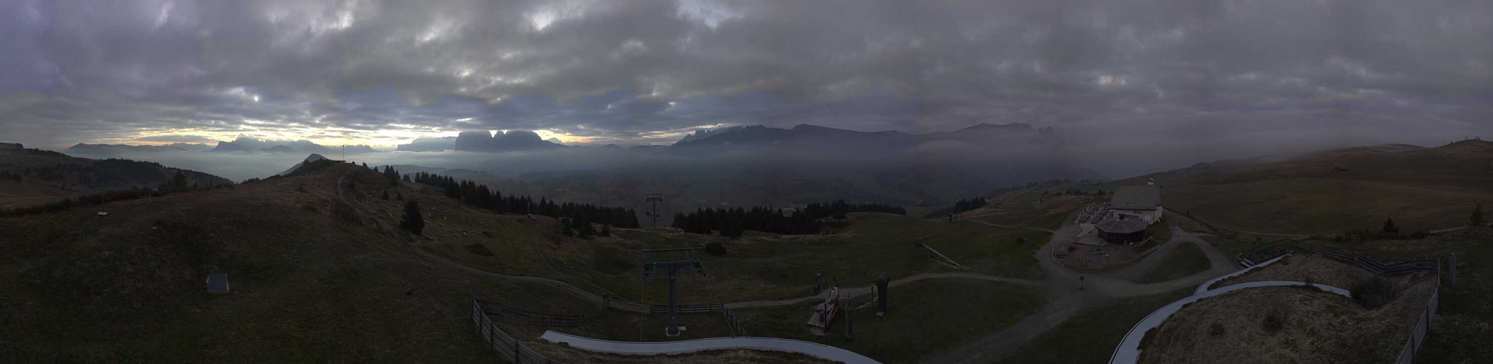 Archiv Foto Webcam Panorama der Seiser Alm von der Puflatsch Bergstation