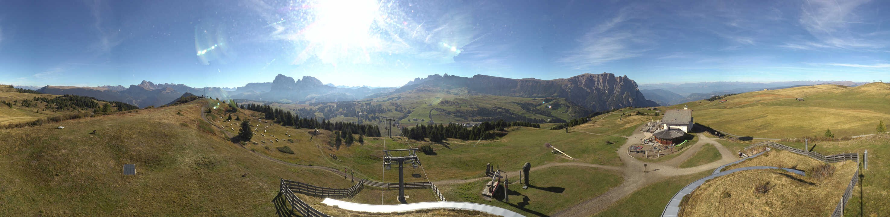 Archiv Foto Webcam Panorama der Seiser Alm von der Puflatsch Bergstation