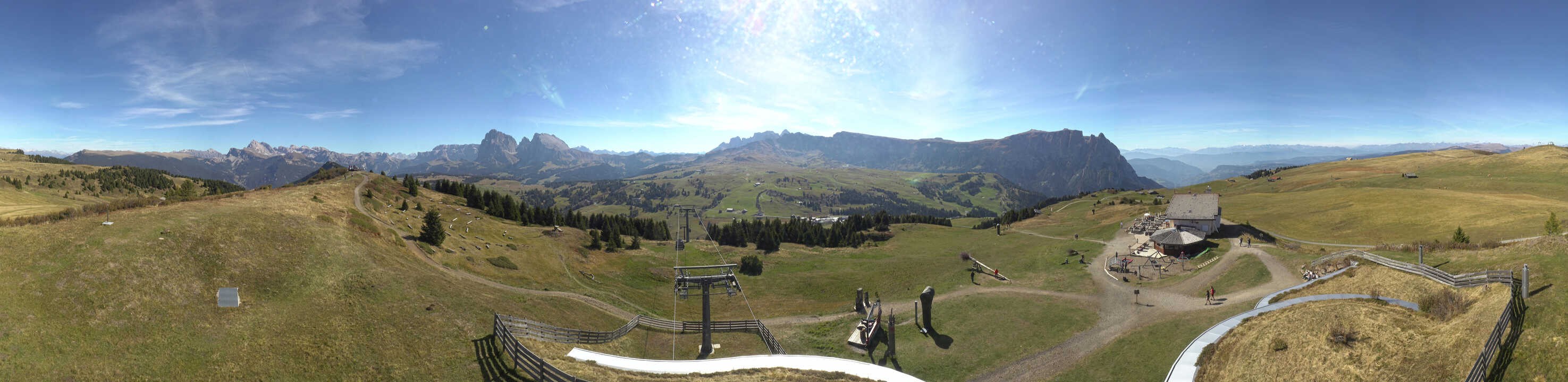 Archiv Foto Webcam Panorama der Seiser Alm von der Puflatsch Bergstation
