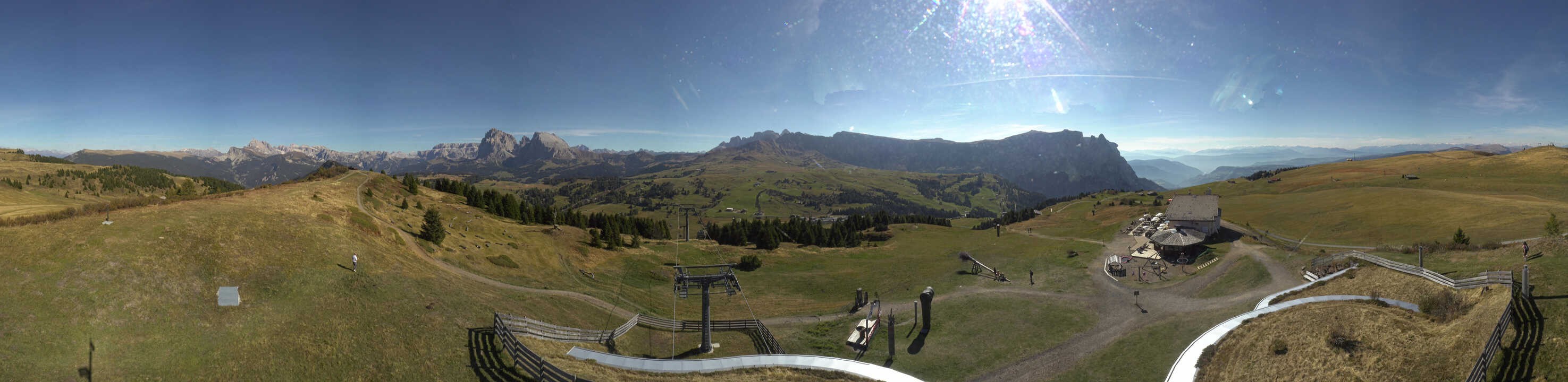 Archiv Foto Webcam Panorama der Seiser Alm von der Puflatsch Bergstation