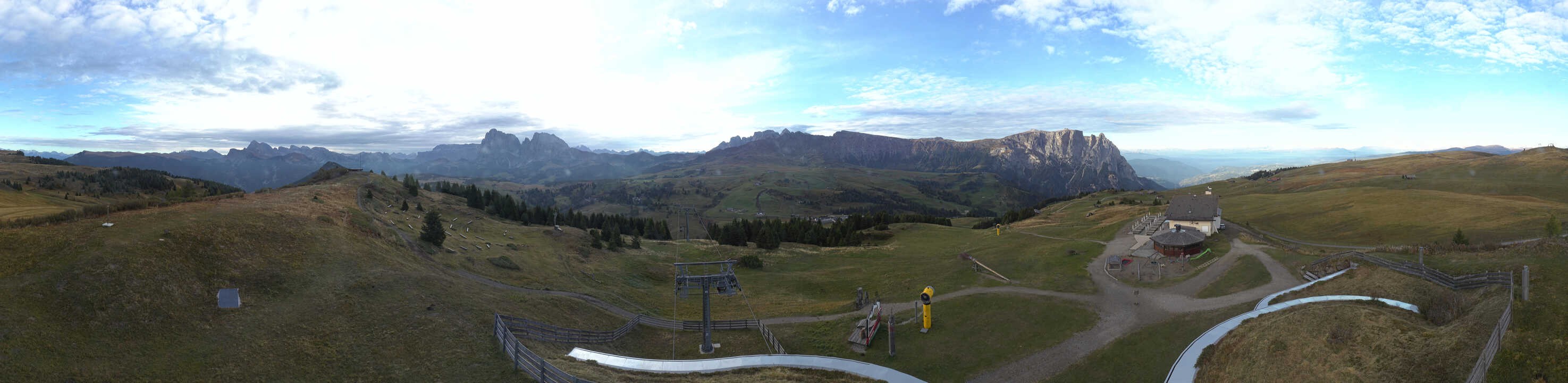 Archiv Foto Webcam Panorama der Seiser Alm von der Puflatsch Bergstation