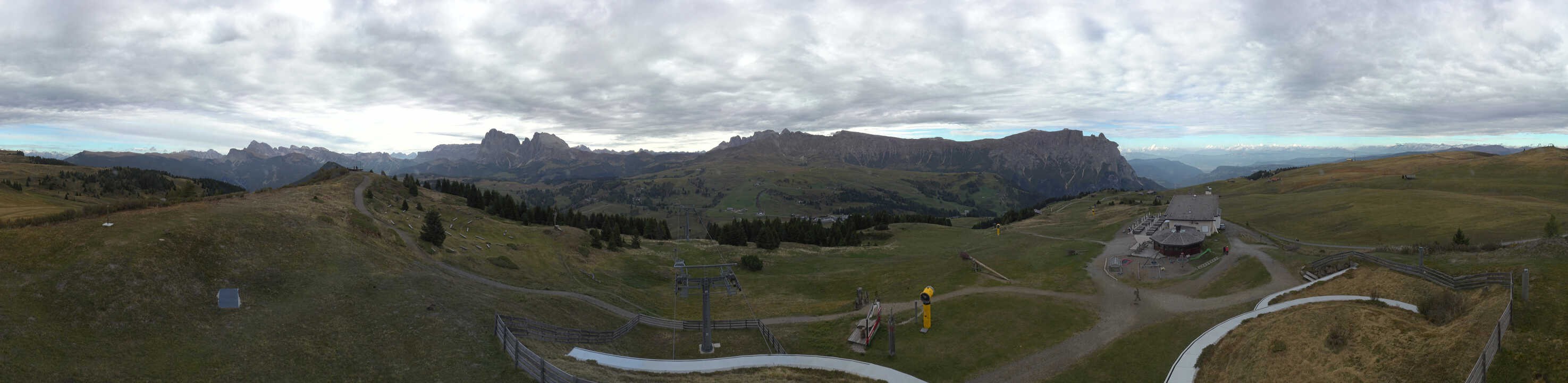 Archiv Foto Webcam Panorama der Seiser Alm von der Puflatsch Bergstation
