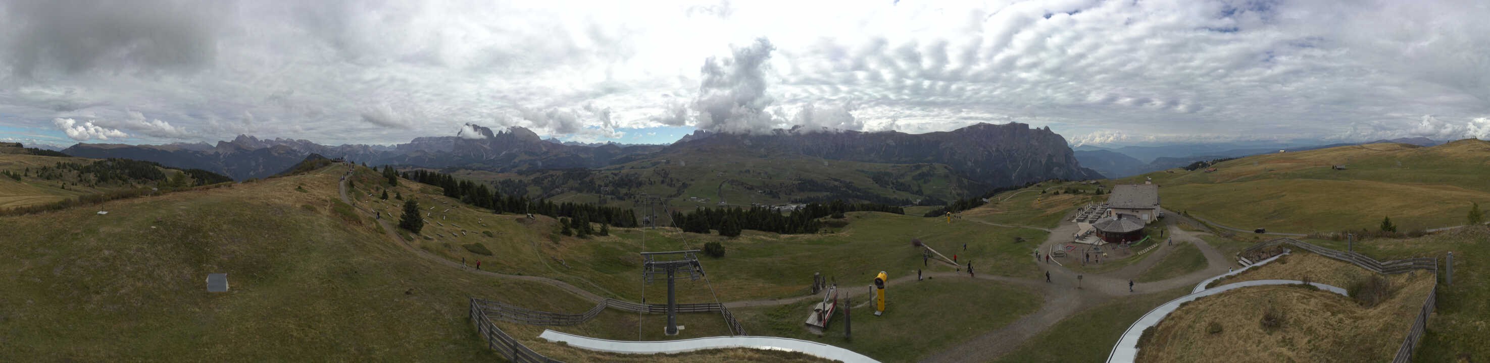 Archiv Foto Webcam Panorama der Seiser Alm von der Puflatsch Bergstation