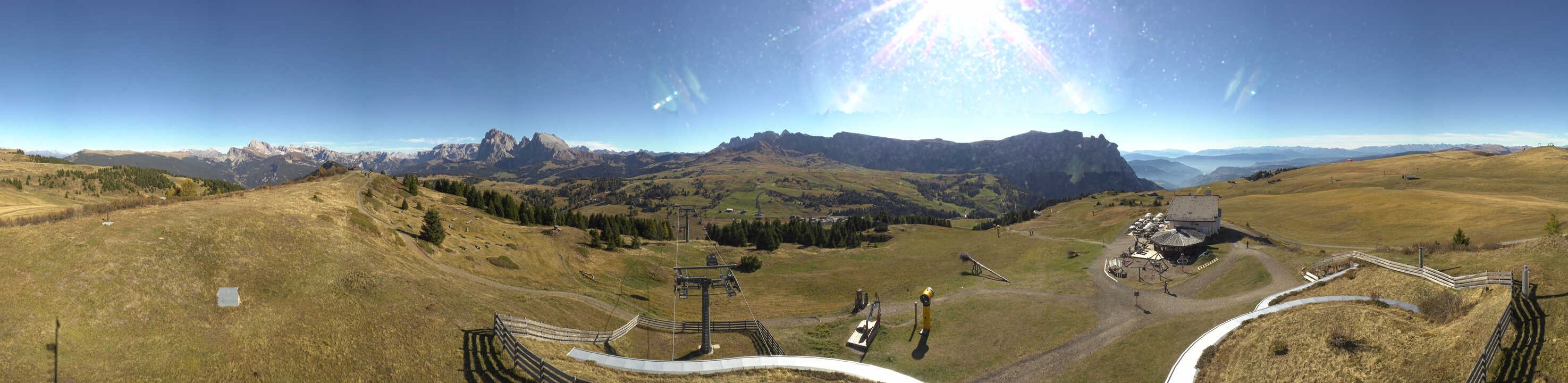 Archiv Foto Webcam Panorama der Seiser Alm von der Puflatsch Bergstation