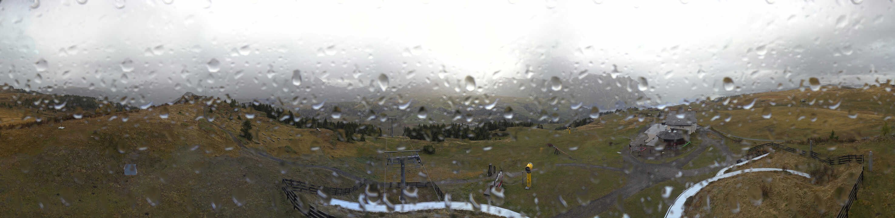 Archived image Webcam Alpe di Siusi: View from the Puflatsch Mountain Station