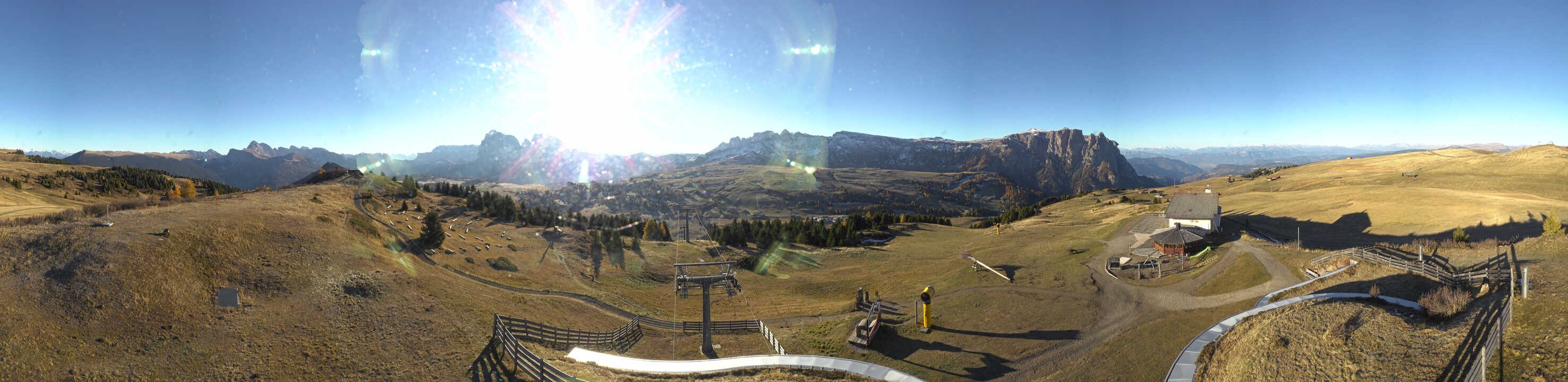 Archiv Foto Webcam Panorama der Seiser Alm von der Puflatsch Bergstation