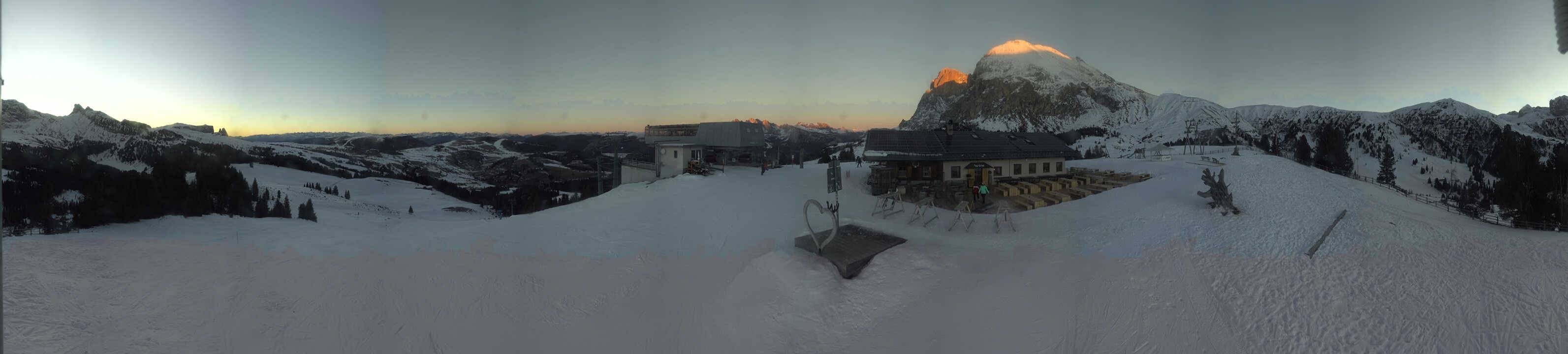 Archiv Foto Webcam Seiser Alm - Bergstation Florianlift