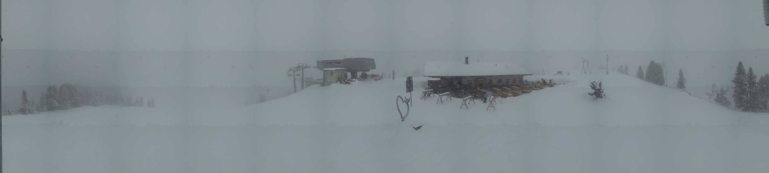 Archived image Webcam Alpe di Siusi - Top station Florianlift