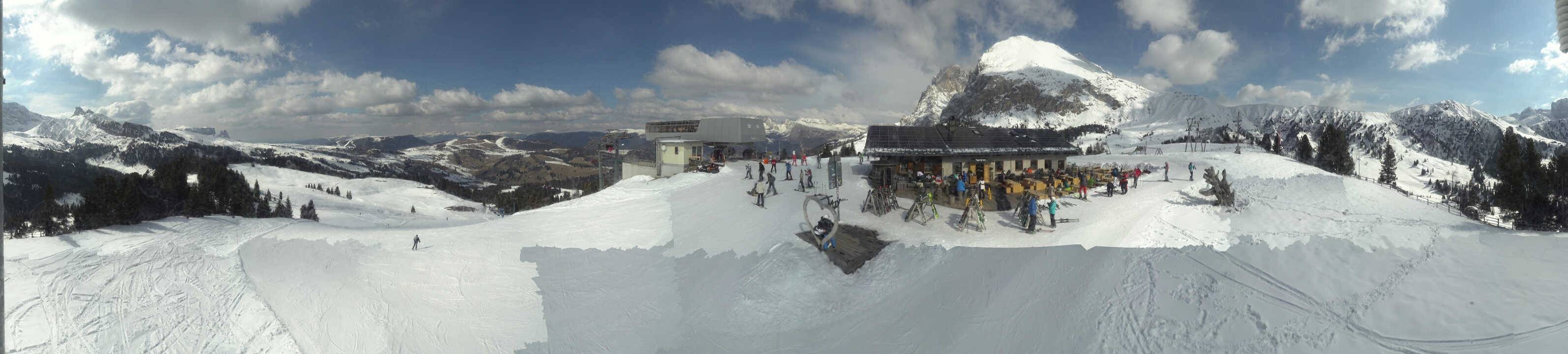 Archived image Webcam Alpe di Siusi - Top station Florianlift