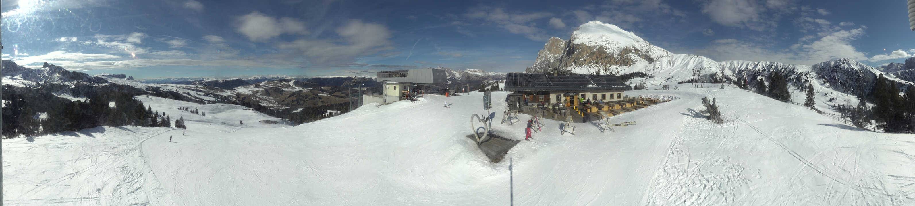 Archived image Webcam Alpe di Siusi - Top station Florianlift