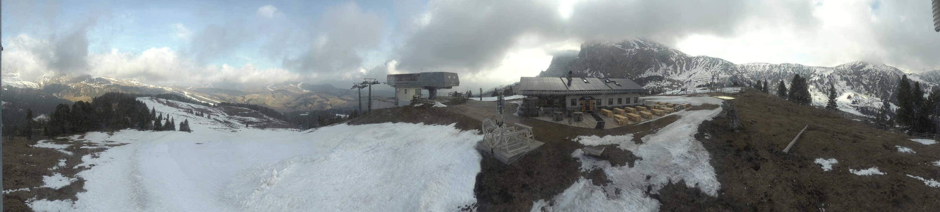 Archived image Webcam Alpe di Siusi - Top station Florianlift