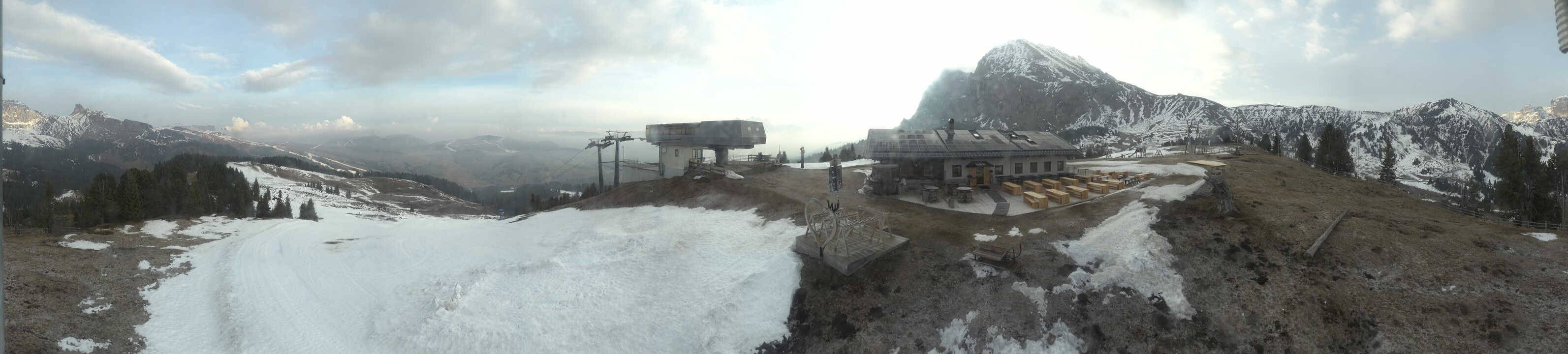 Archived image Webcam Alpe di Siusi - Top station Florianlift