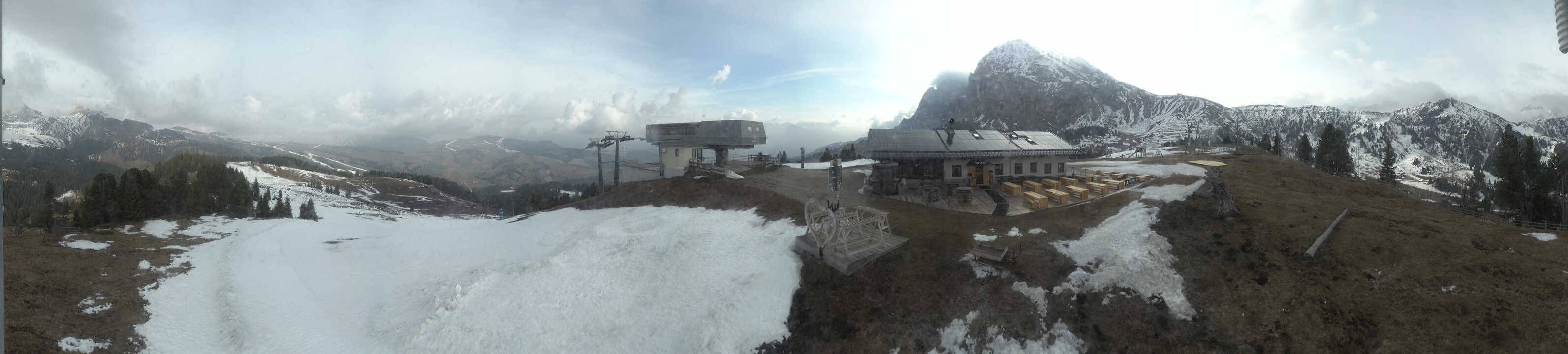 Archived image Webcam Alpe di Siusi - Top station Florianlift