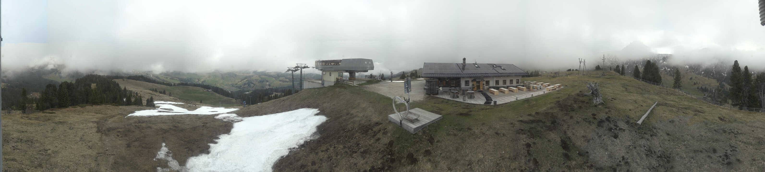 Archived image Webcam Alpe di Siusi - Top station Florianlift
