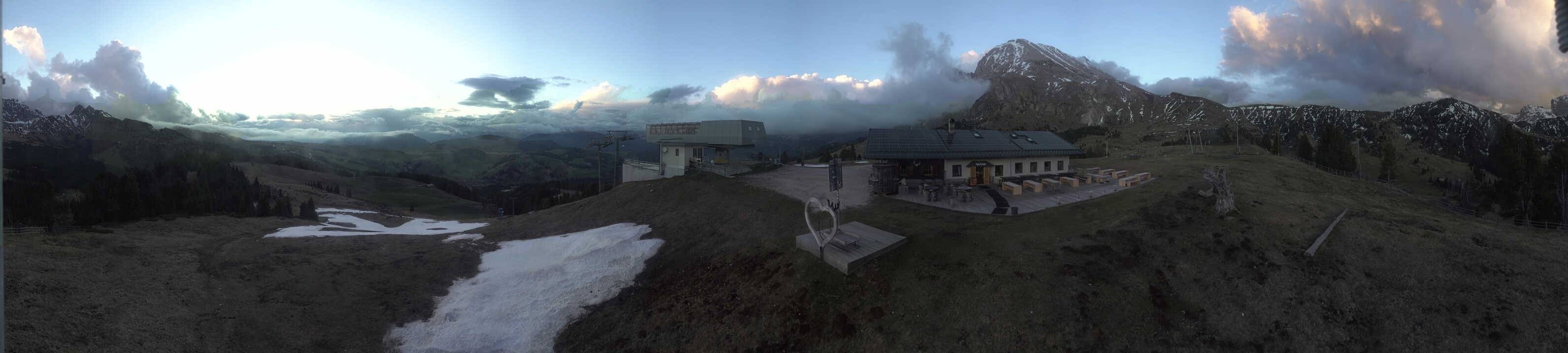 Archiv Foto Webcam Seiser Alm - Bergstation Florianlift