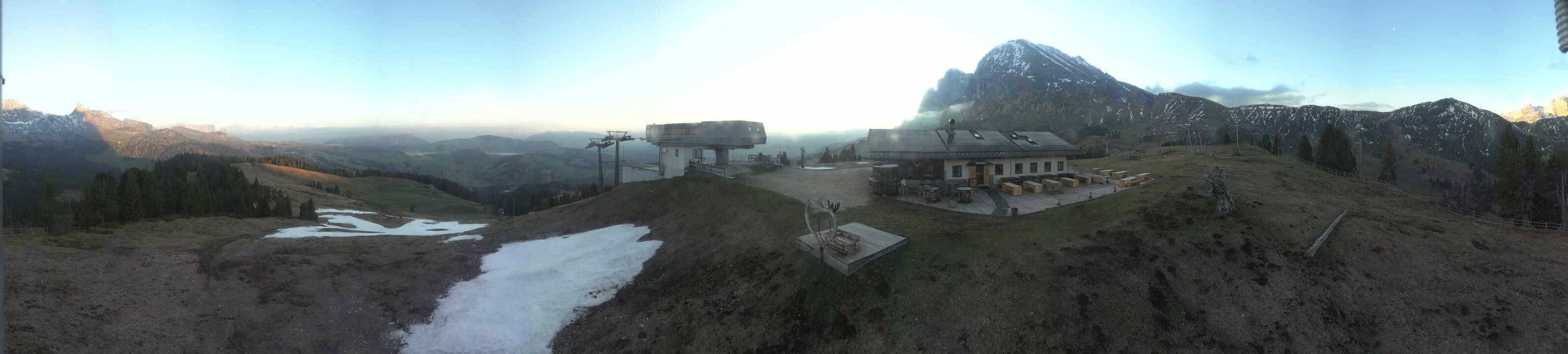 Archived image Webcam Alpe di Siusi - Top station Florianlift