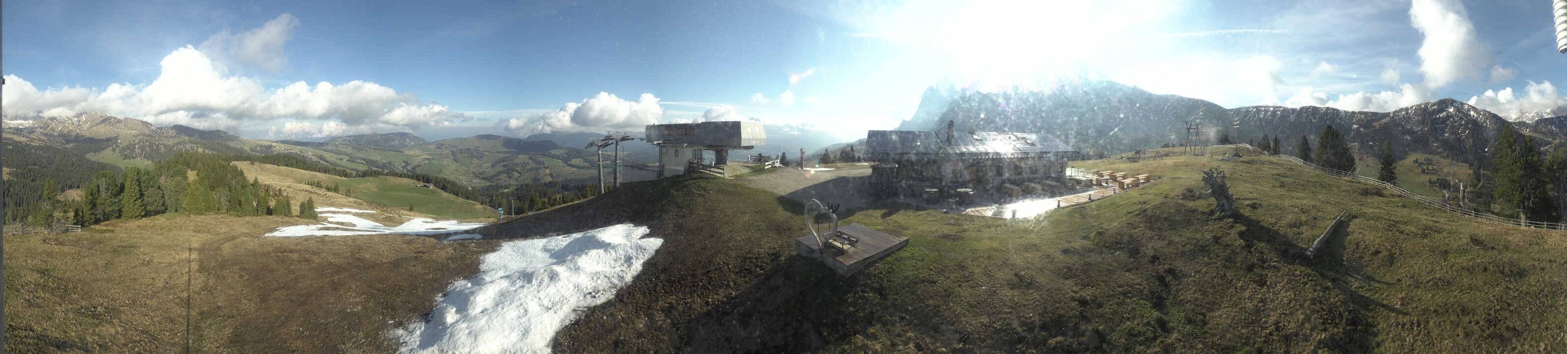 Archived image Webcam Alpe di Siusi - Top station Florianlift