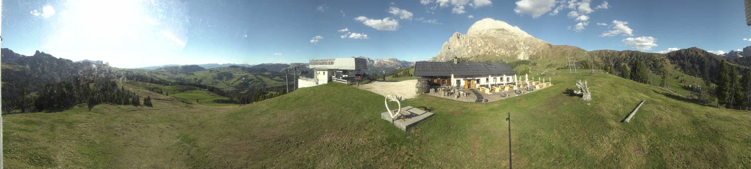 Archived image Webcam Alpe di Siusi - Top station Florianlift