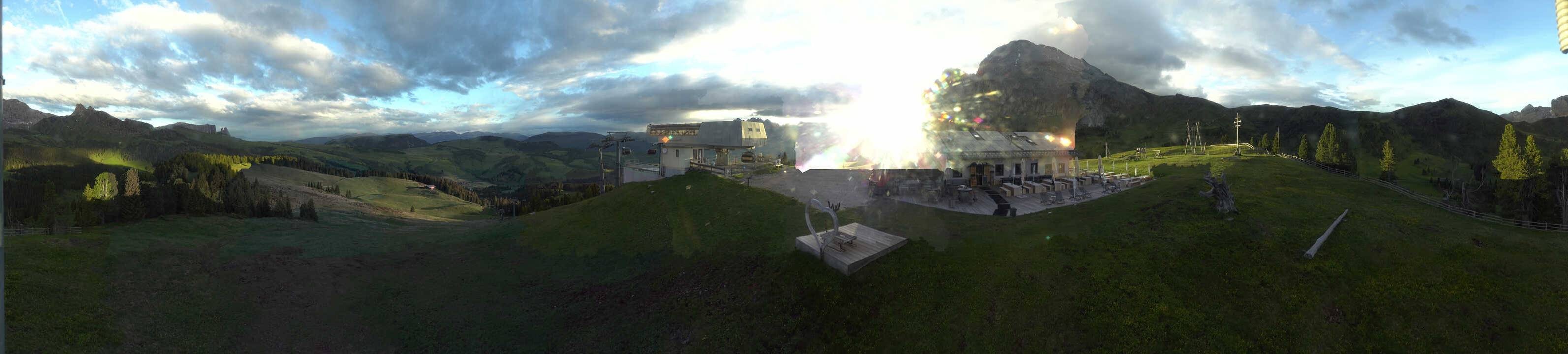 Archiv Foto Webcam Seiser Alm - Bergstation Florianlift