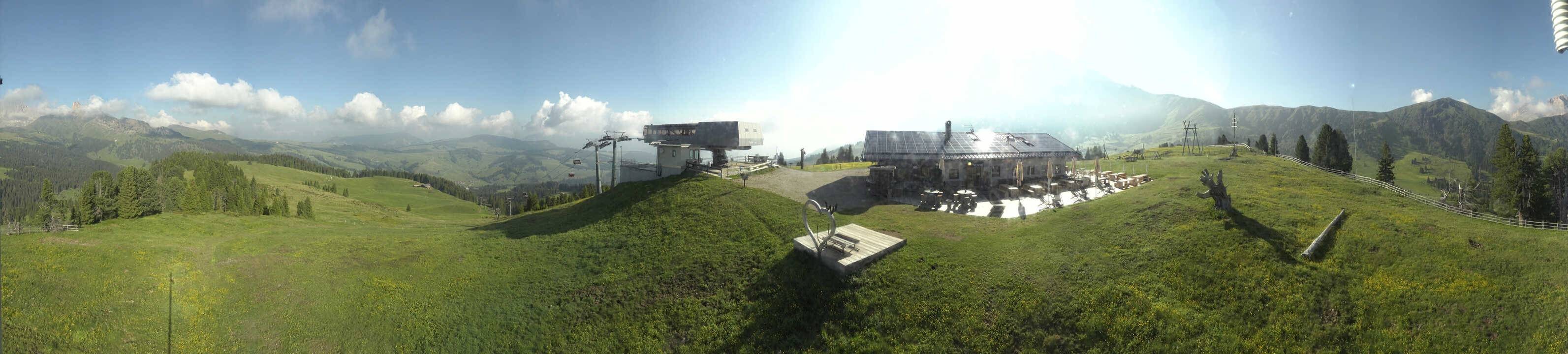 Archived image Webcam Alpe di Siusi - Top station Florianlift