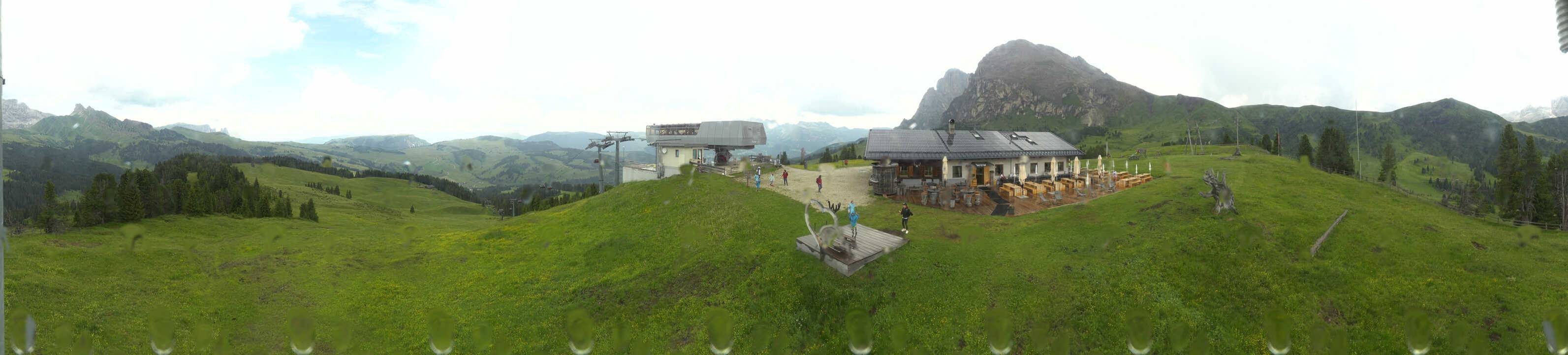 Archived image Webcam Alpe di Siusi - Top station Florianlift