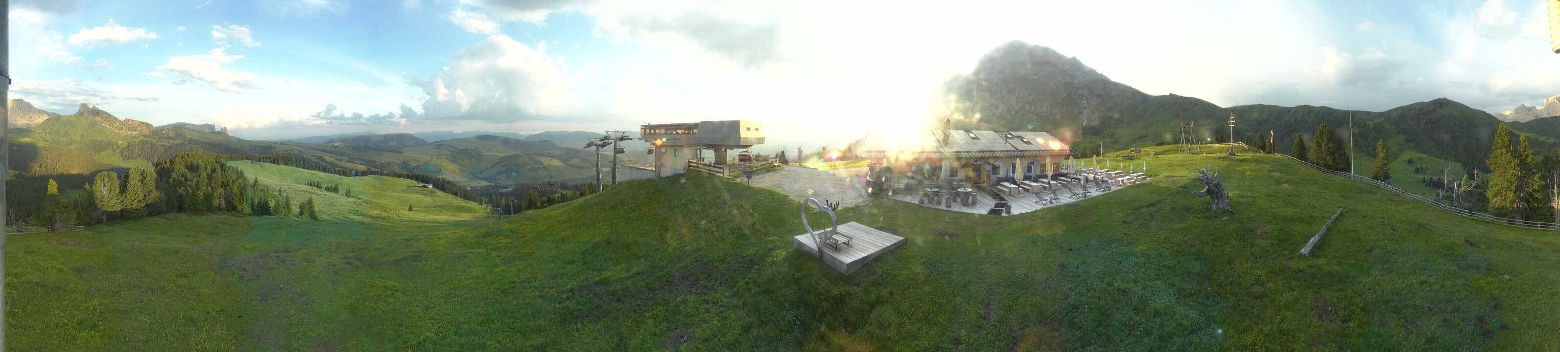 Archiv Foto Webcam Seiser Alm - Bergstation Florianlift
