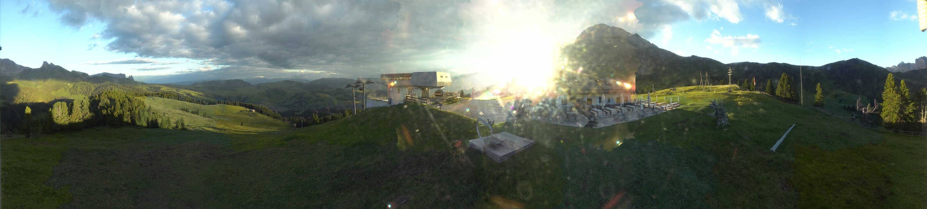 Archiv Foto Webcam Seiser Alm - Bergstation Florianlift