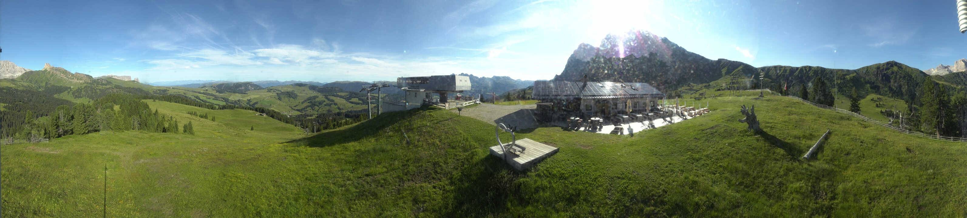 Archived image Webcam Alpe di Siusi - Top station Florianlift