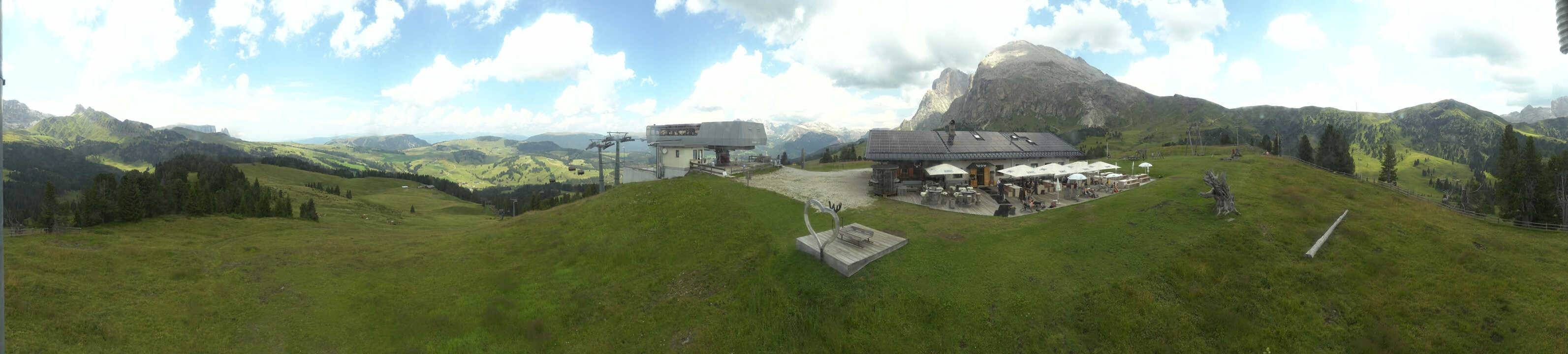 Archived image Webcam Alpe di Siusi - Top station Florianlift
