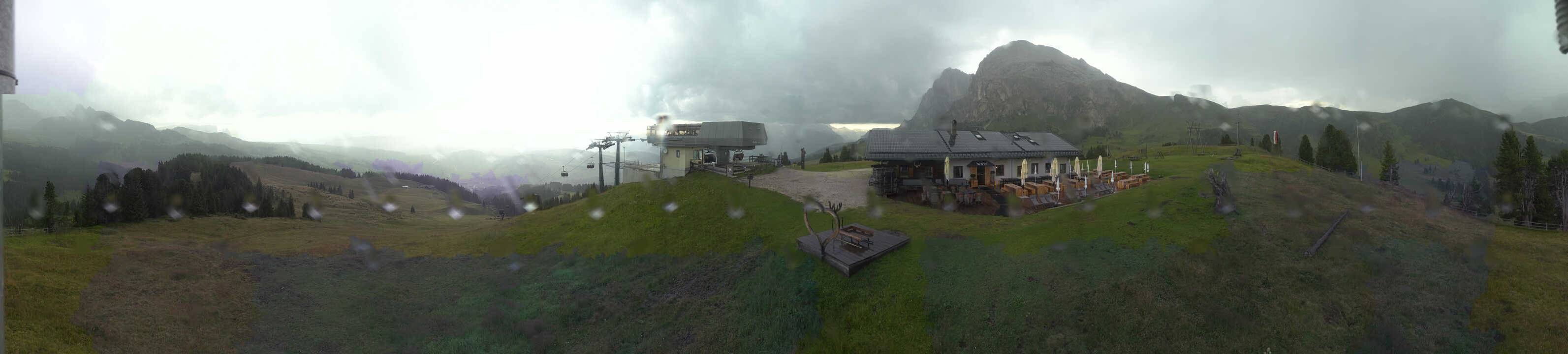Archived image Webcam Alpe di Siusi - Top station Florianlift