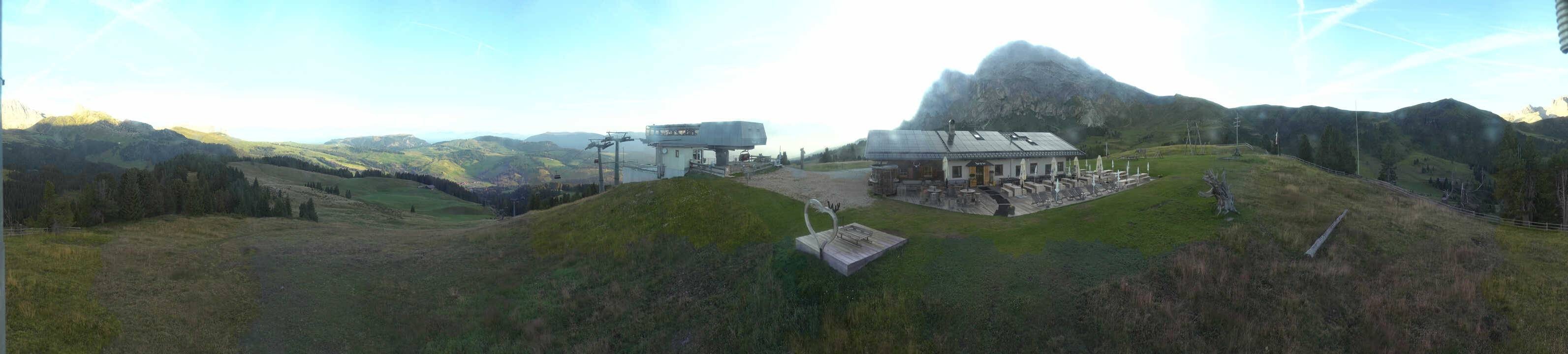 Archived image Webcam Alpe di Siusi - Top station Florianlift