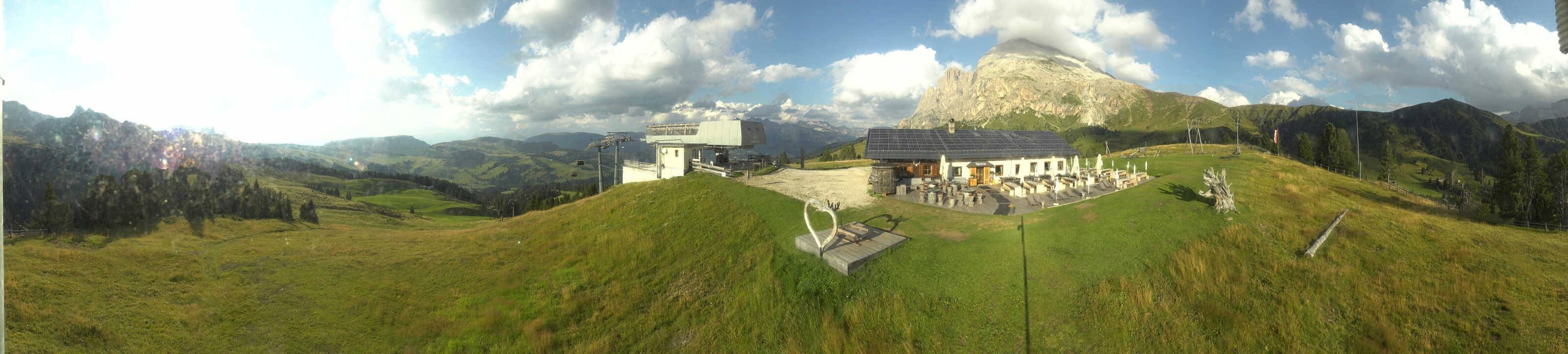 Archived image Webcam Alpe di Siusi - Top station Florianlift