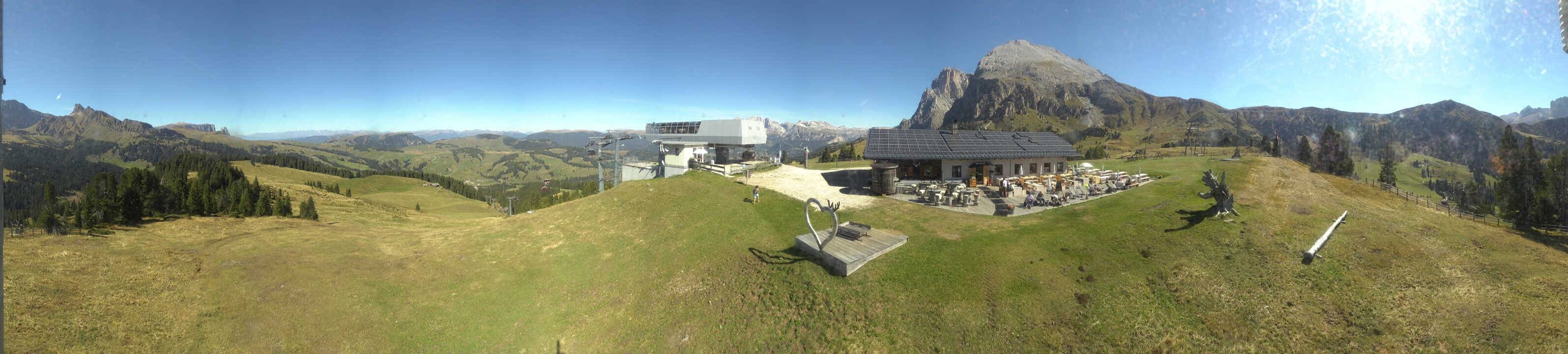 Archived image Webcam Alpe di Siusi - Top station Florianlift