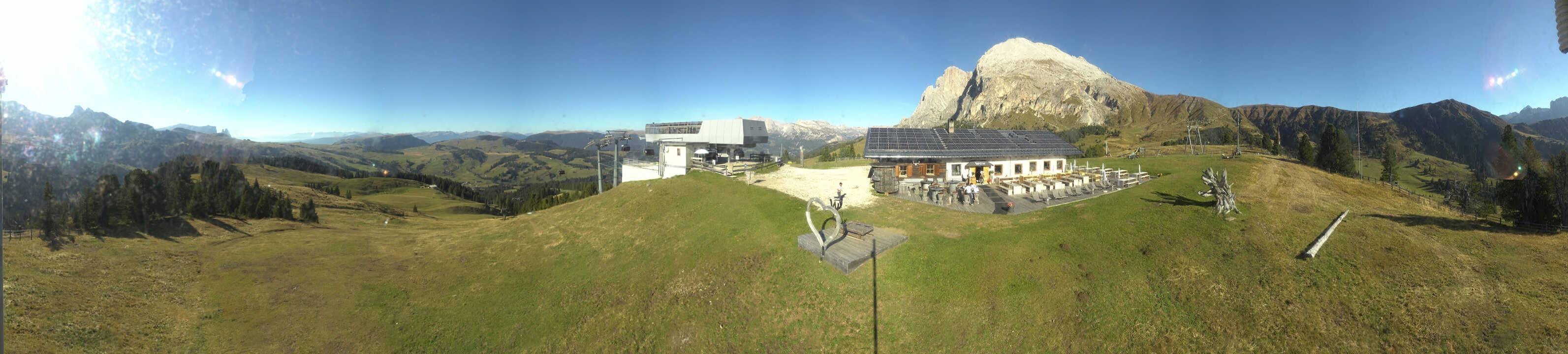 Archived image Webcam Alpe di Siusi - Top station Florianlift