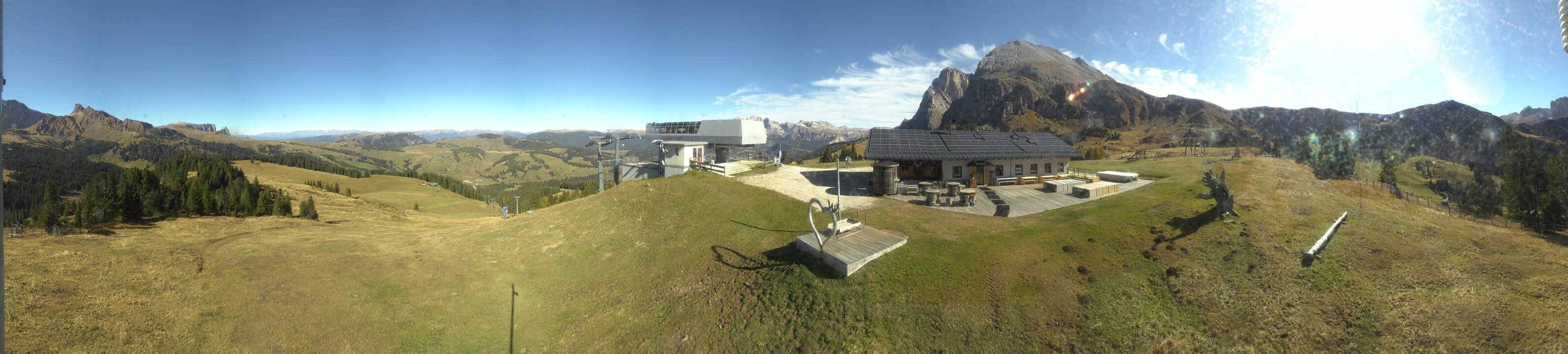 Archived image Webcam Alpe di Siusi - Top station Florianlift