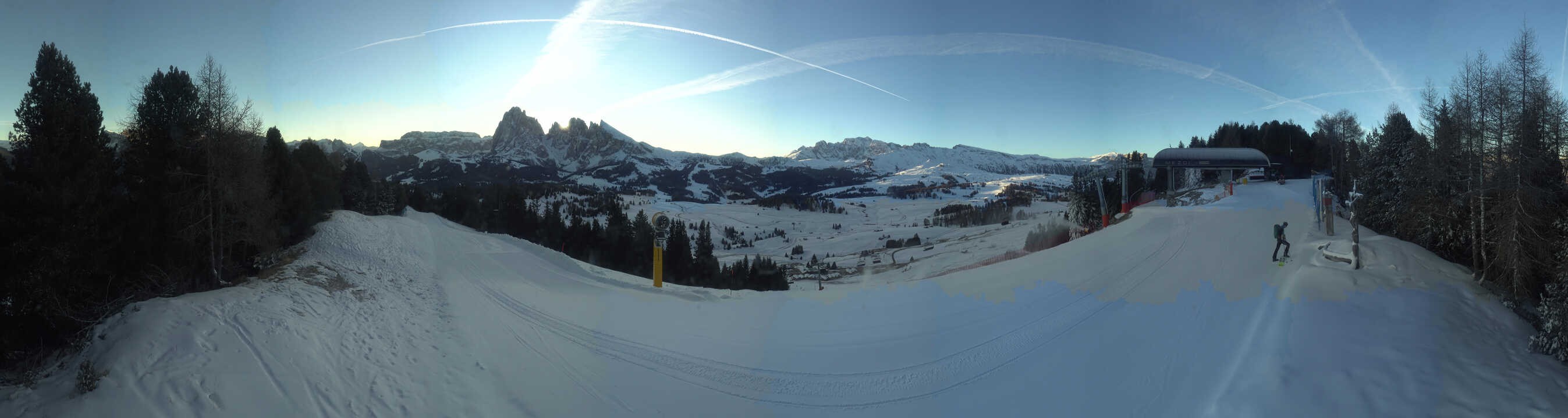 Archiv Foto Webcam Blick über Seiser Alm – Mezdi Bergstation
