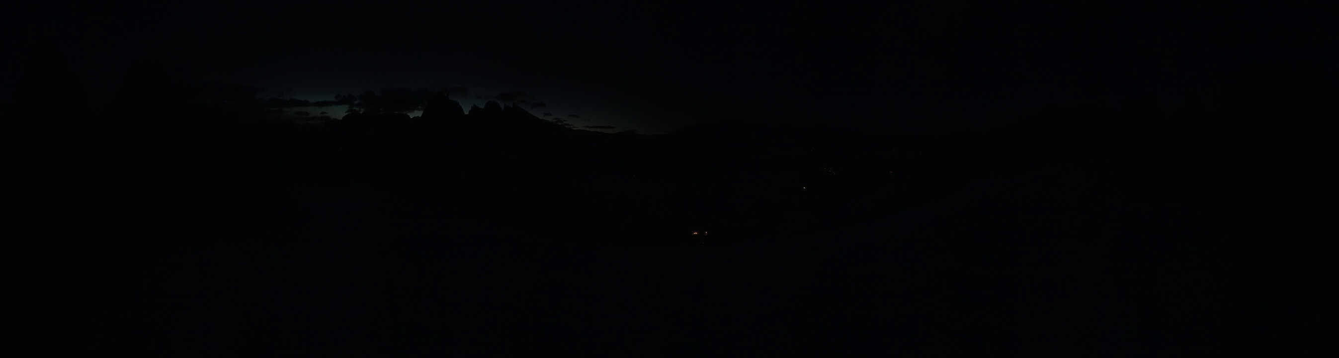 Archiv Foto Webcam Blick über Seiser Alm – Mezdi Bergstation