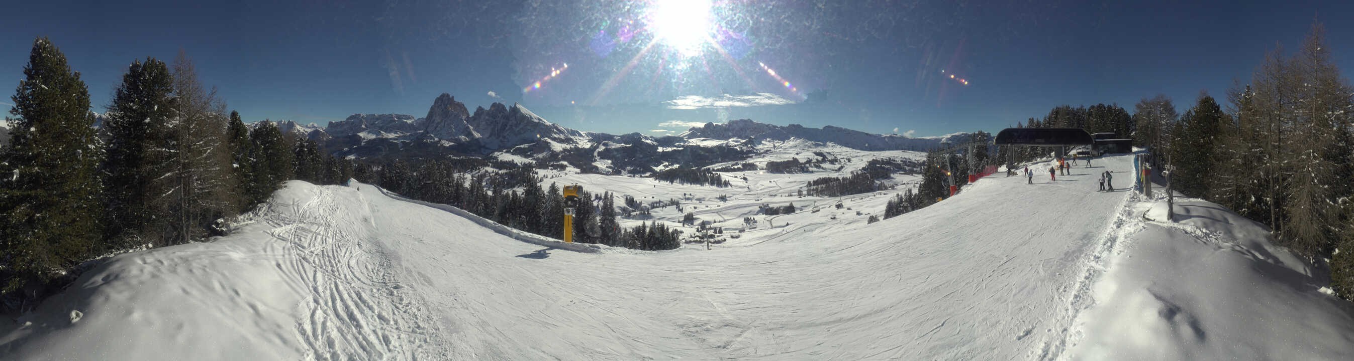 Archiv Foto Webcam Blick über Seiser Alm – Mezdi Bergstation