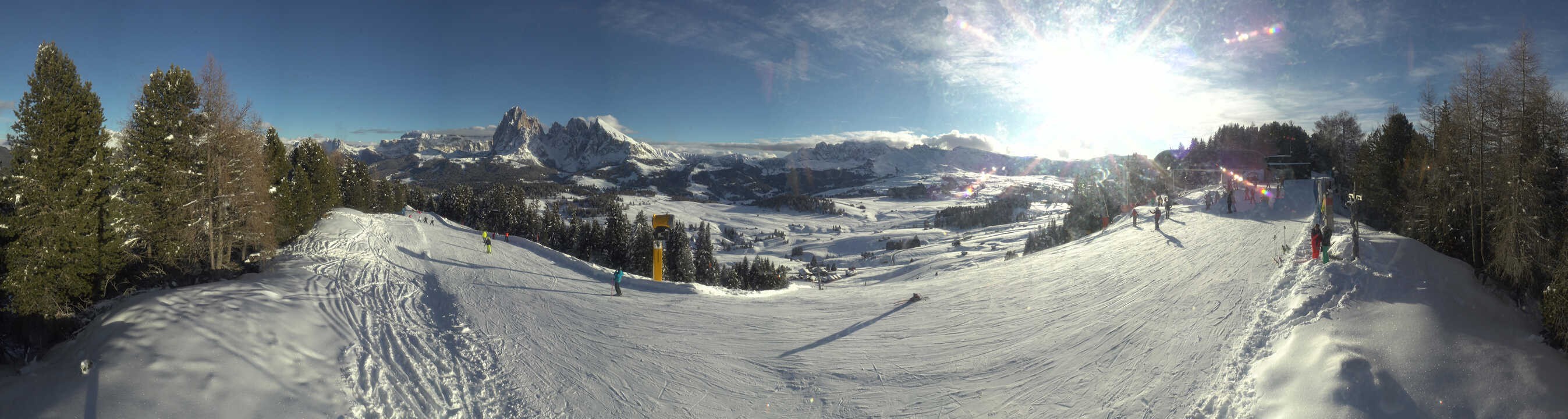 Archiv Foto Webcam Blick über Seiser Alm – Mezdi Bergstation