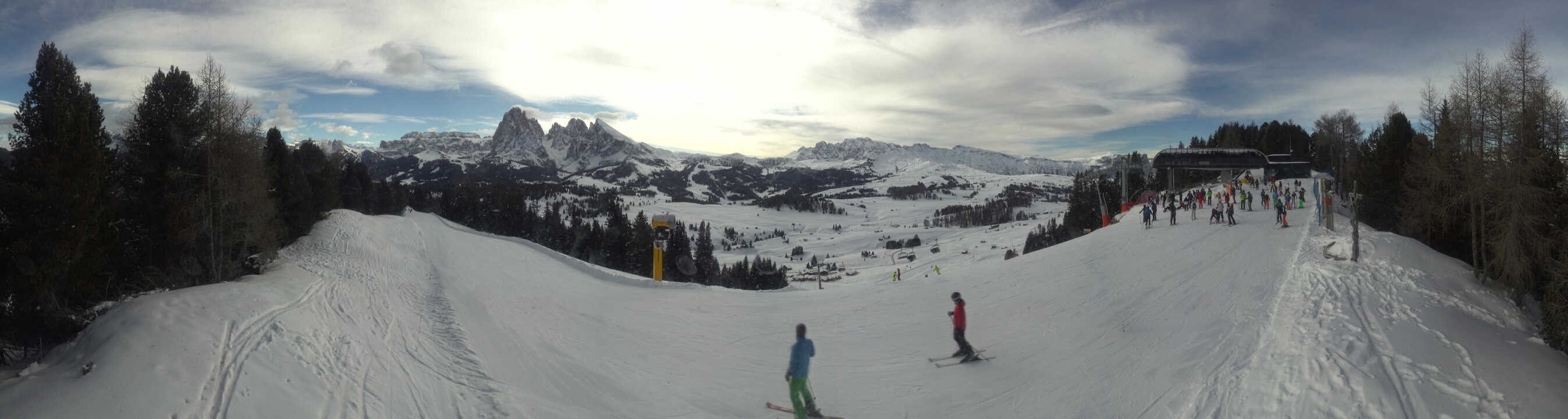 Archiv Foto Webcam Blick über Seiser Alm – Mezdi Bergstation